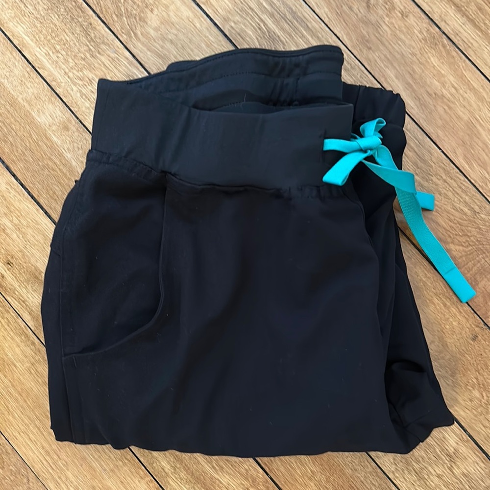 Figs black joggers xsp